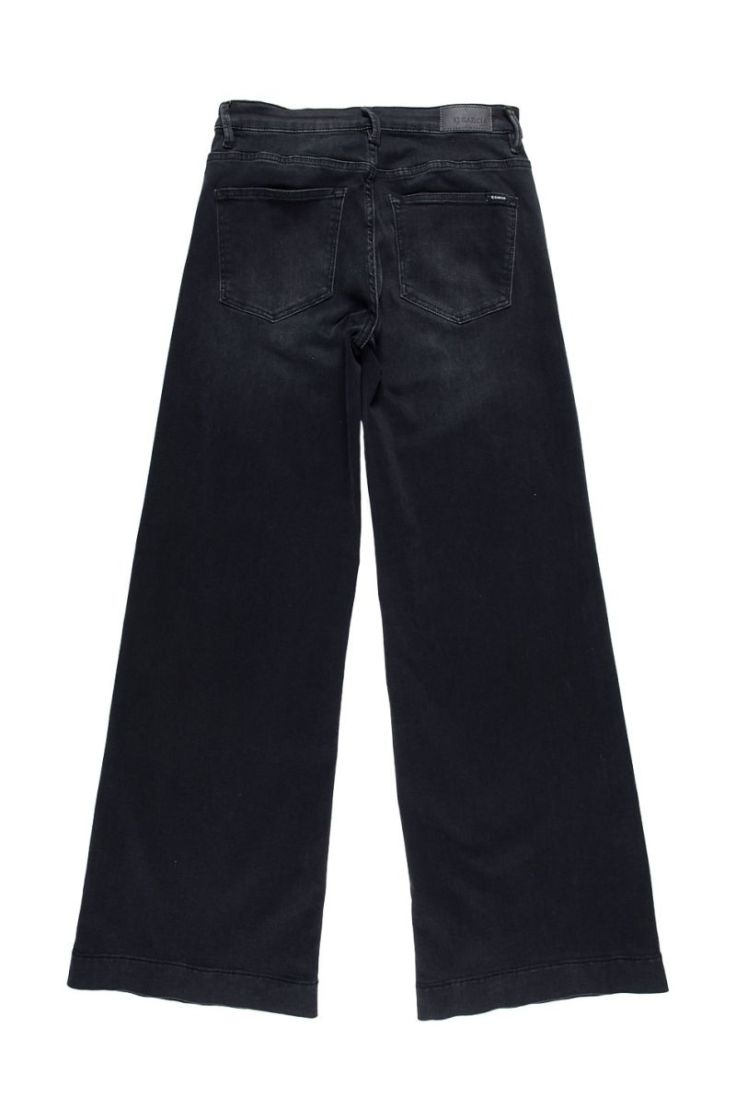 celia wide 8190
