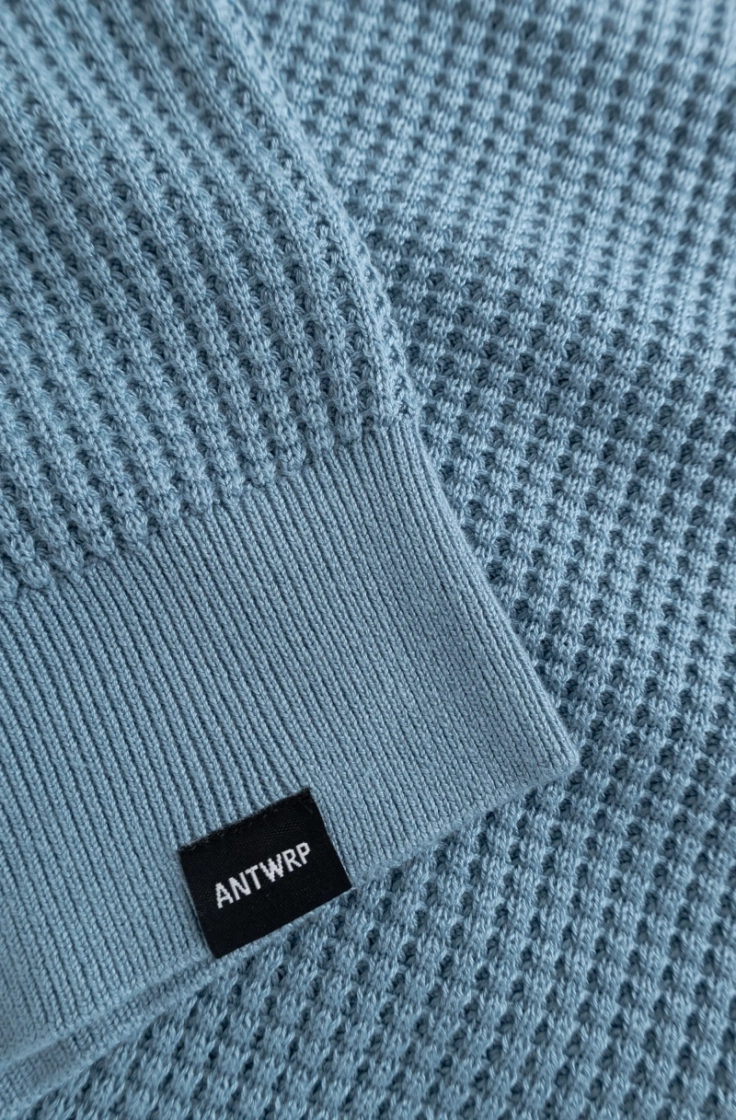 425 sky blue