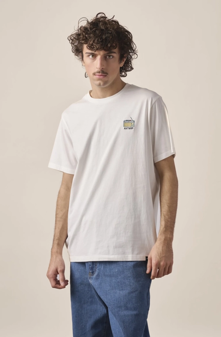  102 off-white