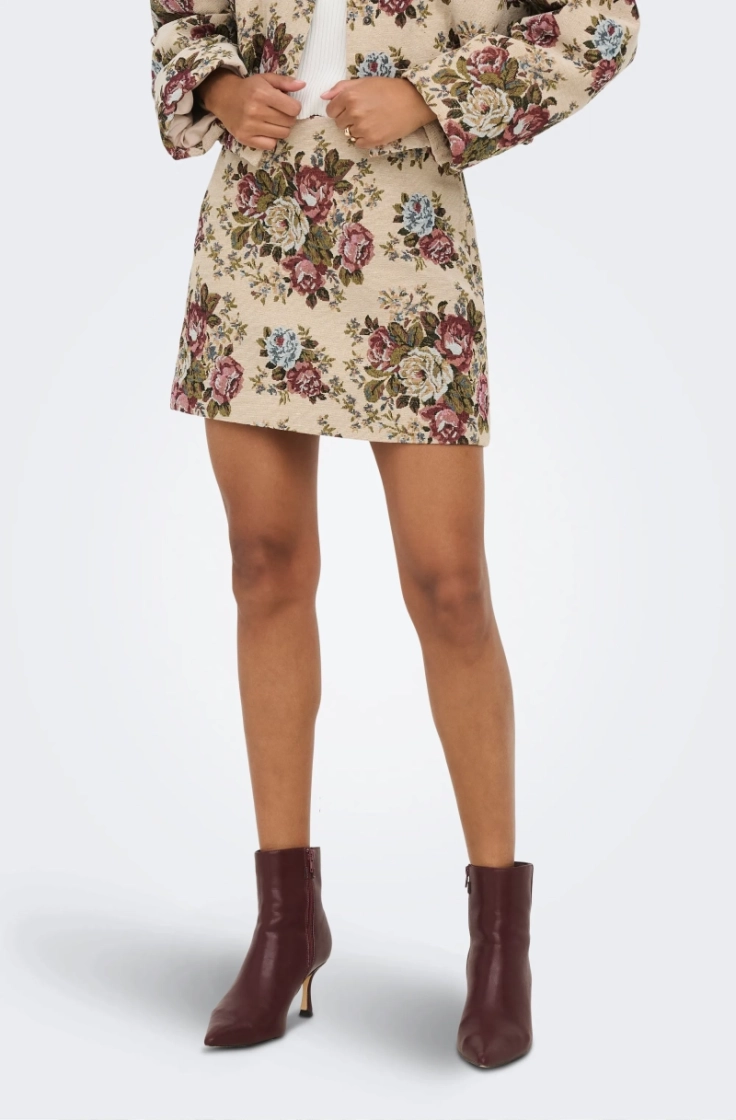 jdyflola hw jacquard short ski crème brulée fl