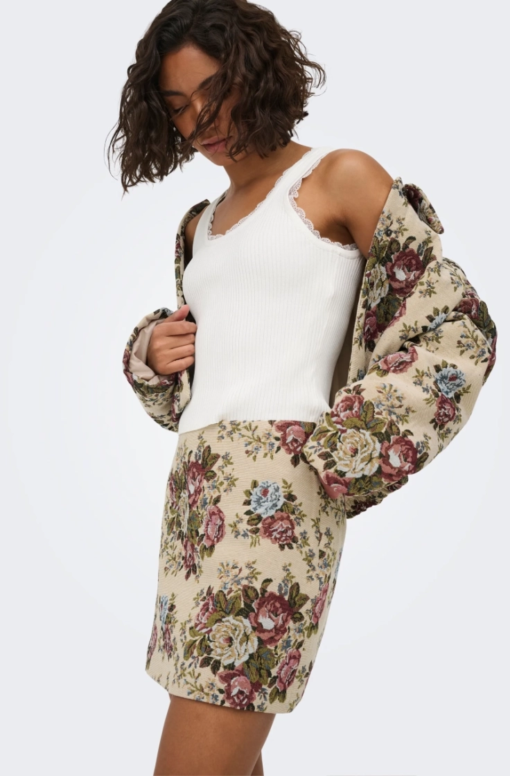 jdyflola hw jacquard short ski crème brulée fl