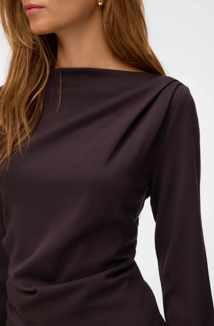 vmmille ls boatneck short top chocolate tort
