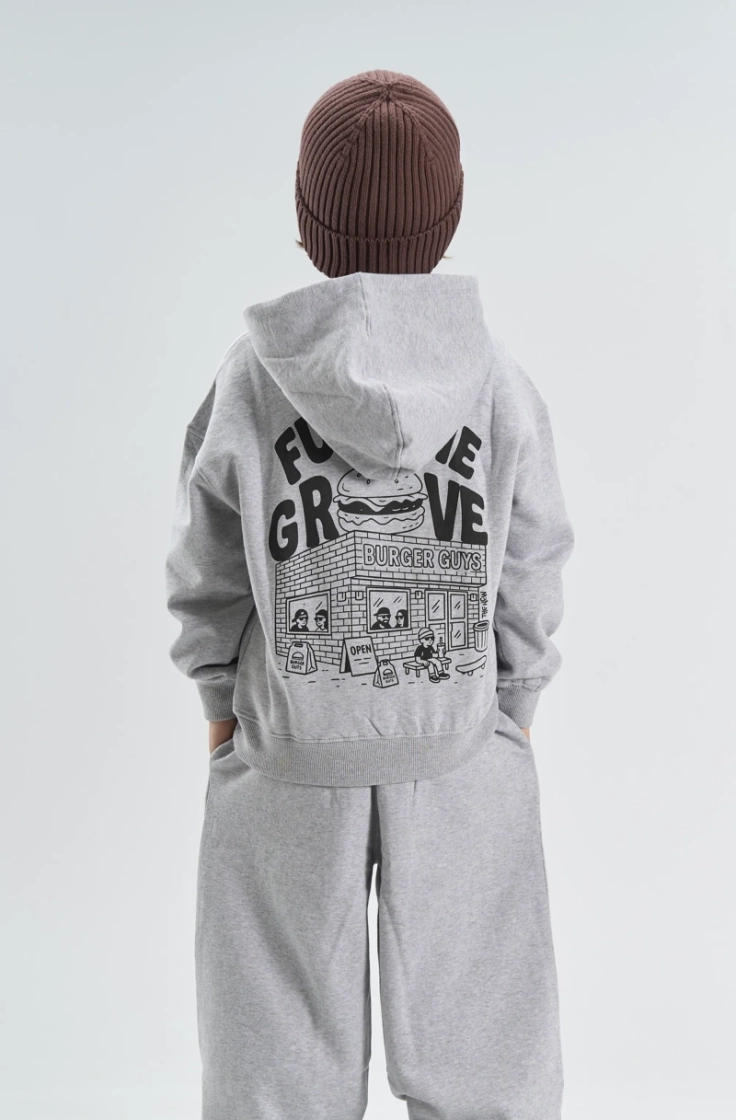 yon light grey mela